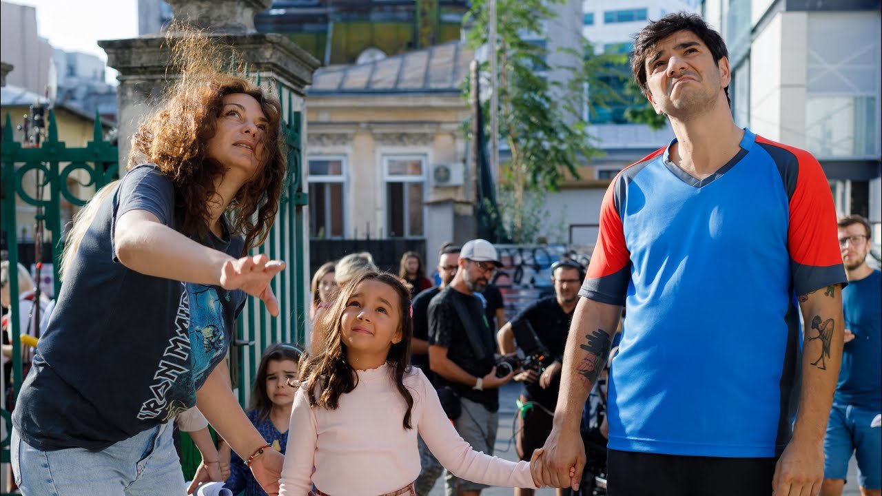 Suma pe care a investit-o BRomania în filmul „Tati part-time”, în care joacă Eva, fiica lui Cătălin Măruță: „A devenit o industrie”